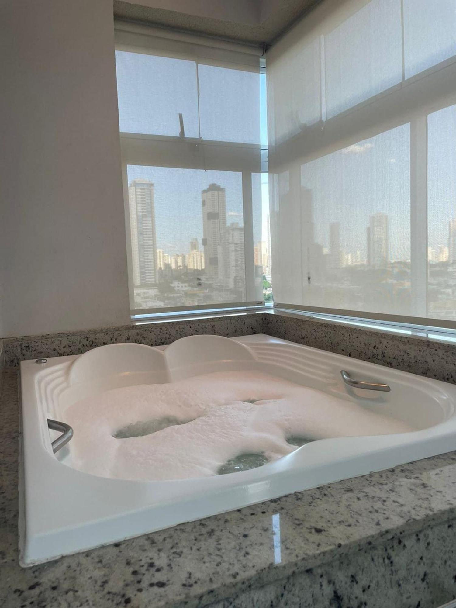 1 Qts.| 2 Hosp. | Jacuzzi Na Varanda | Linda Vista Goiânia Exterior foto